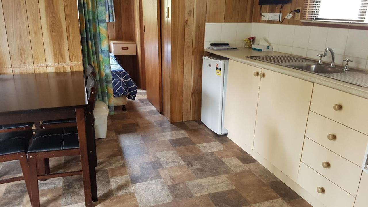 Myrtleford Holiday Park Ngoại thất bức ảnh