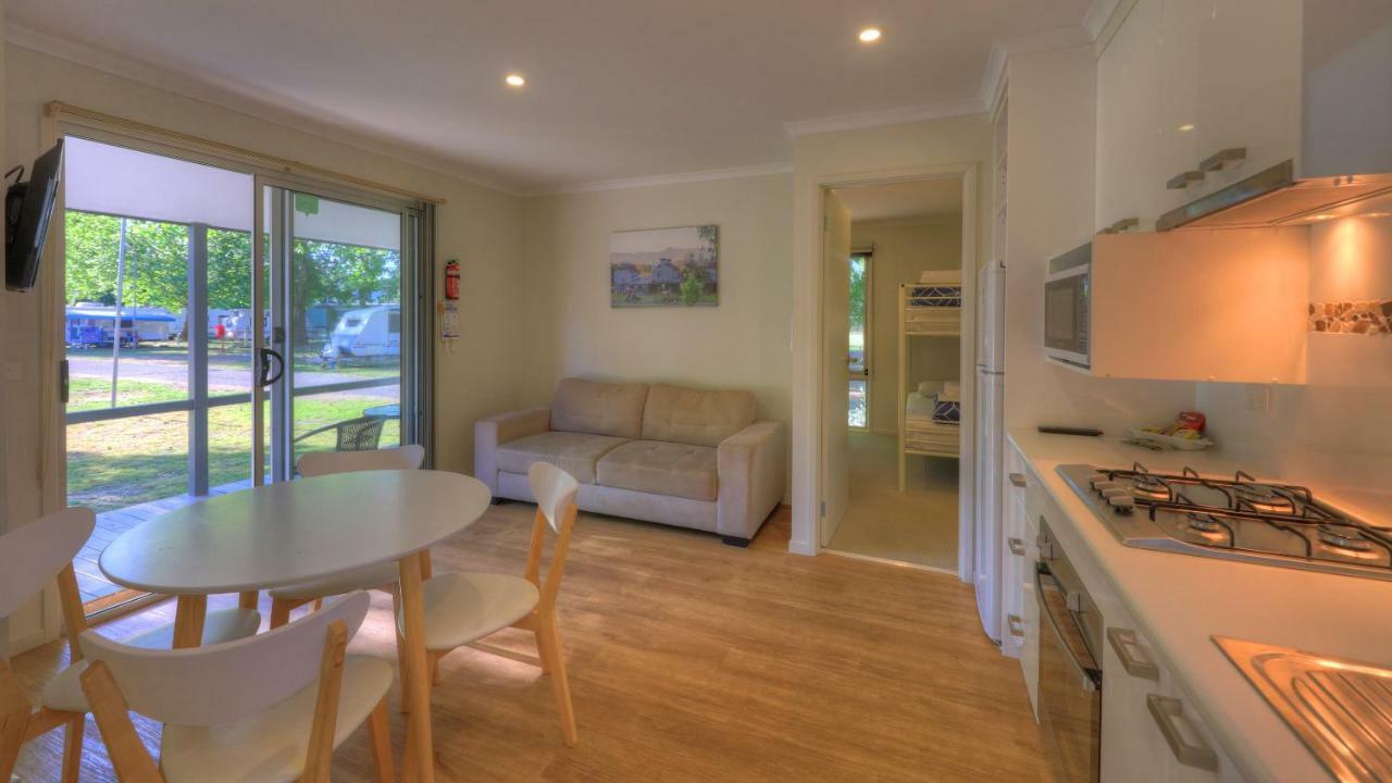 Myrtleford Holiday Park Ngoại thất bức ảnh